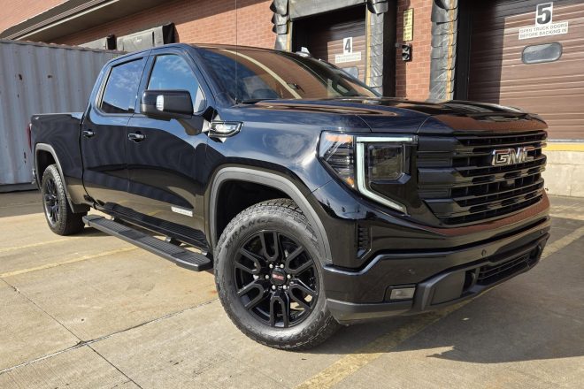 2025 GMC Sierra 1500 Elevation Crew Cab 4x4 exterior view 1
