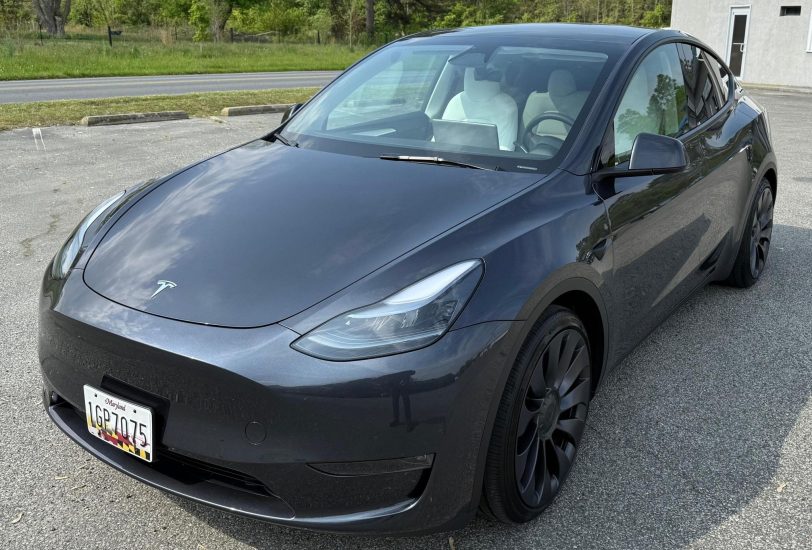 2025 Tesla Model Y Performance exterior view 1