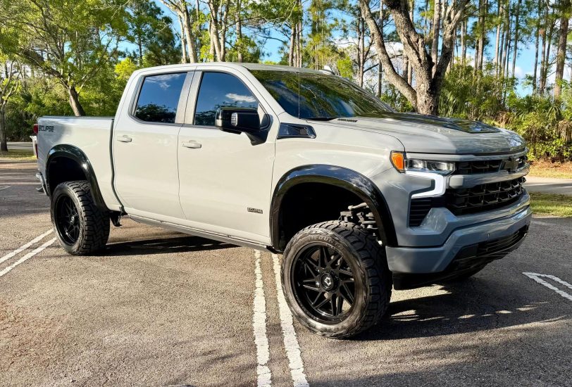 2025 Chevrolet Silverado 1500 Crew Cab RST Sherrod Eclipse 4x4 exterior view 1
